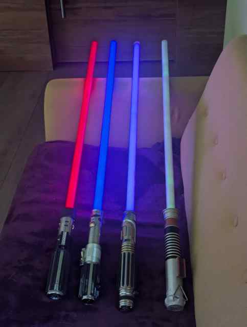 2005 Lucas Film Master Replicas Inc. Light Sabers