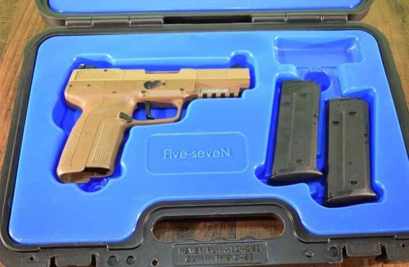 FN FIVE-SEVEN 5.7x28mm FDE