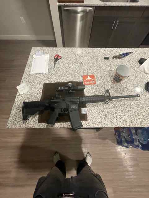 SMITH AND WESSON M&amp;P 15 