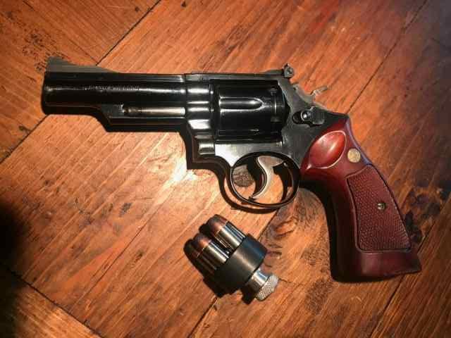 SMITH &amp; WESSON MODEL 19-3 