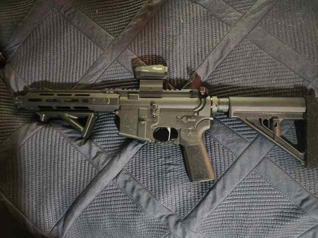 10.5&quot; Springfield Saint Edge AR pistol