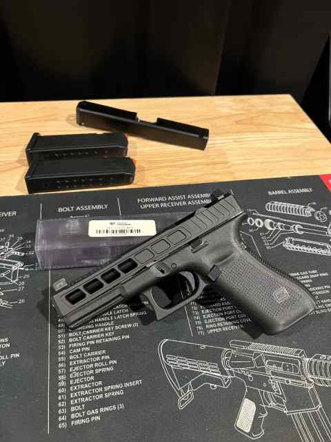 Glock 17 