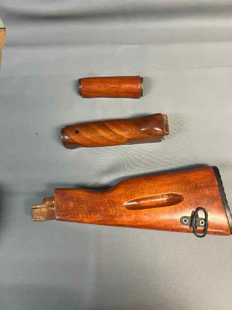 AKM solid wood furniture