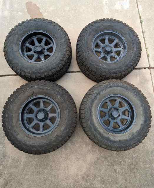 Gen 1 raptor wheels and tires