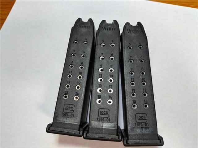 3 OEM Glock mags (9MM, 15 round)