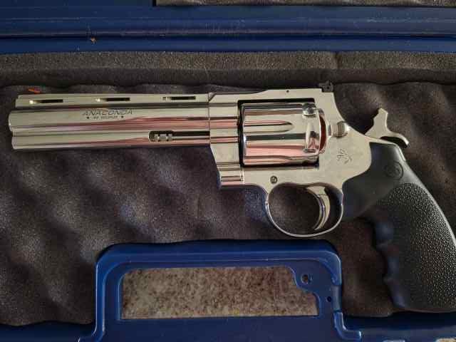 COLT ANACONDA .44 MAG 