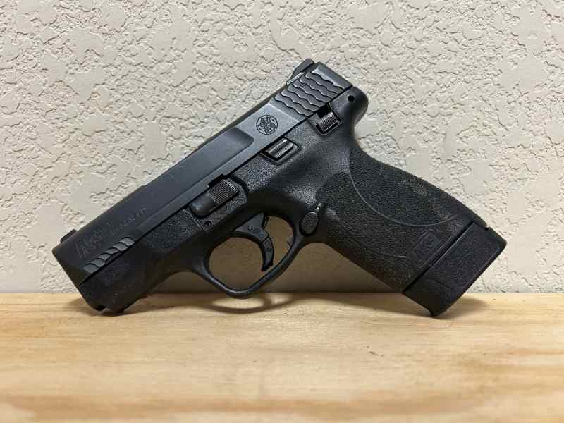 Smith &amp; Wesson Shield .45