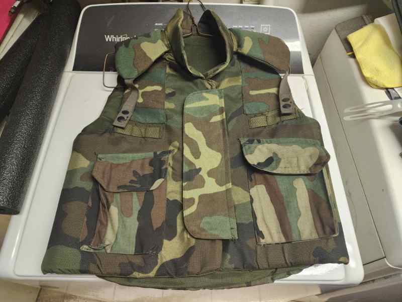 USGI Flak Jacket-PASGT-Woodland-Medium &amp; Helmet