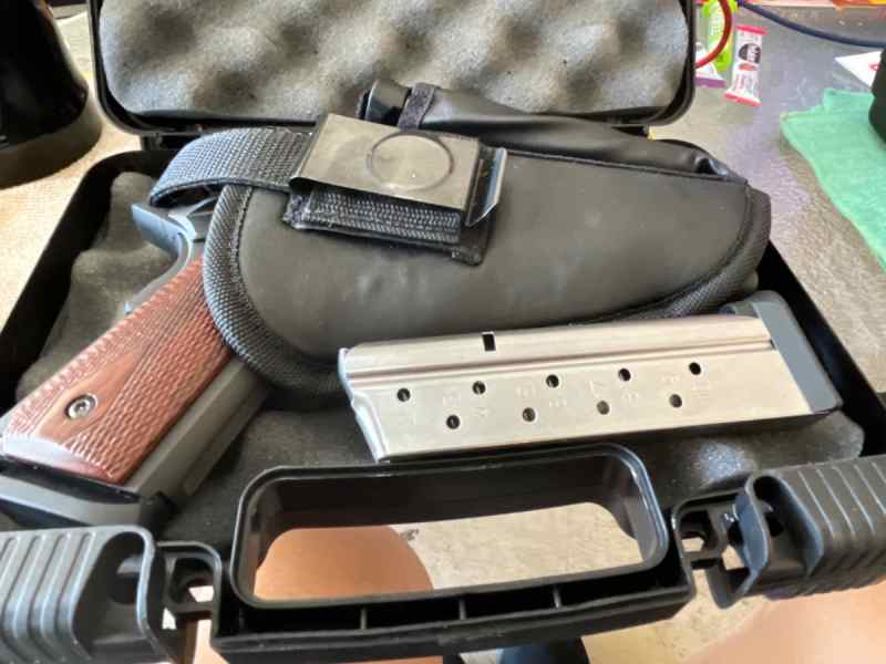 Sold pending RIA 9mm pistol  three mags  holster