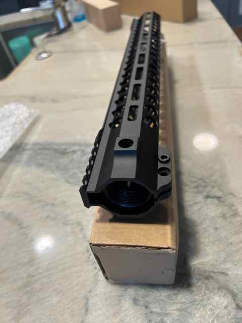 17&quot; MLOK Rail AR15 AR-15 Handguard With Barrel Nut