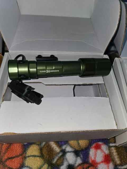 Cloud defensive Rein 3.0 &amp; 2.0 like NEW (BASTROP)