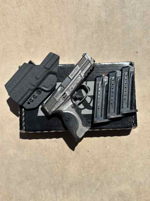 SMITH &amp; WESSON M&amp;P9 M2.0 METAL