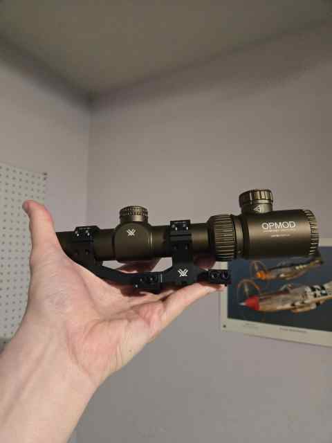 Vortex OPMOD Crossfire II 1-4x + Mount LNIB