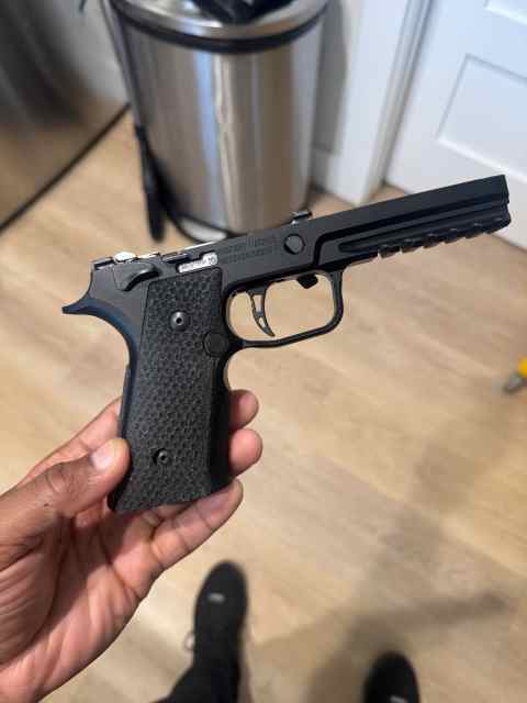 Mischief Machine 320 full size Frame