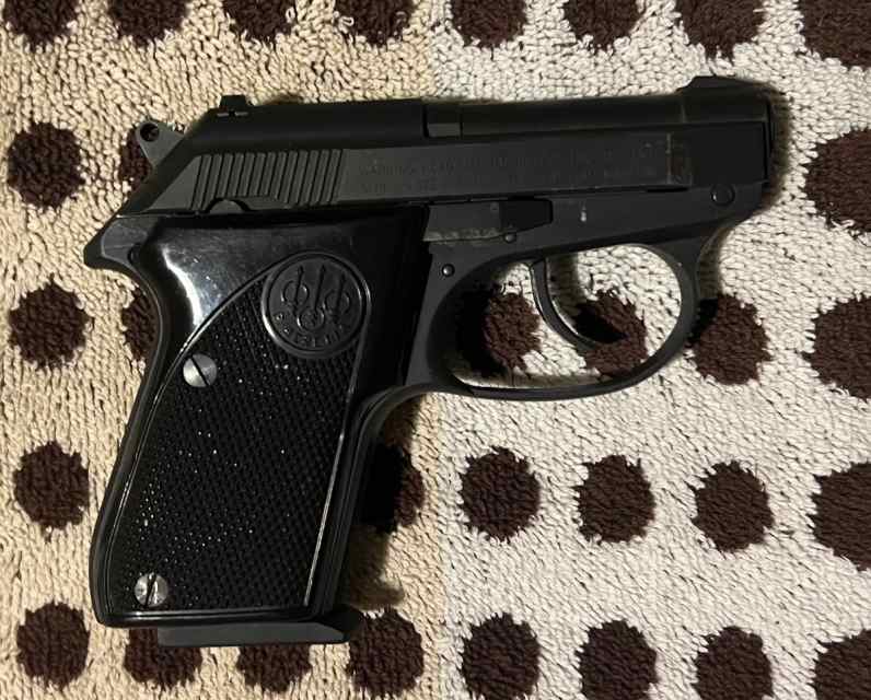 Beretta 3032 Tomcat  .32 acp