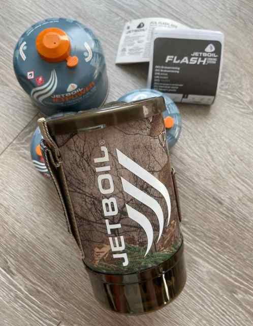 WTS/WTT: Jetboil w/ 3 canisters (brand new)