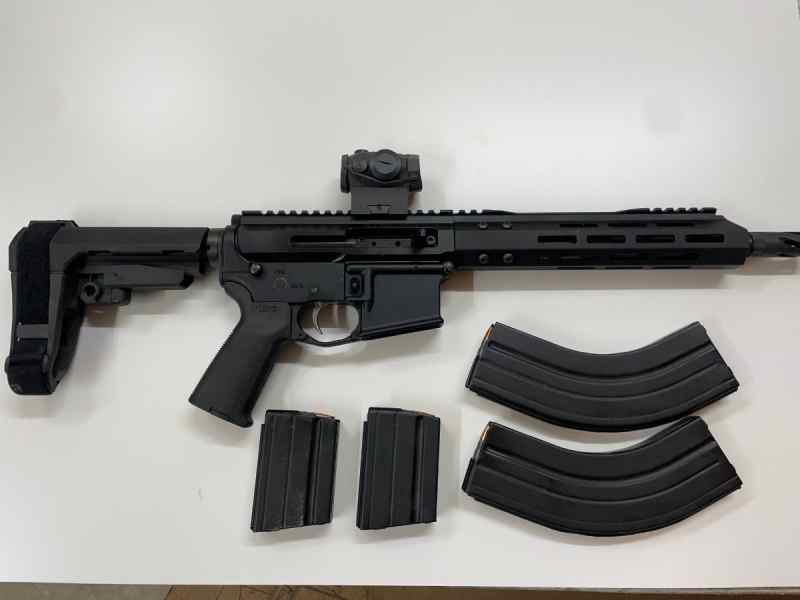 10.5&quot; 7.62 x 39 Side-Charge AR 15 Pistol w Romeo5