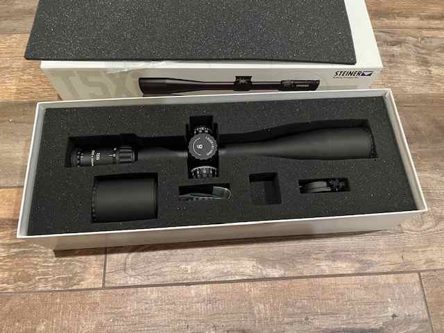 Steiner T5Xi 5-25 x 56 SCR reticle MIL