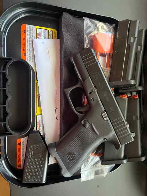 GLOCK 43X MOS W/ EXTRAS