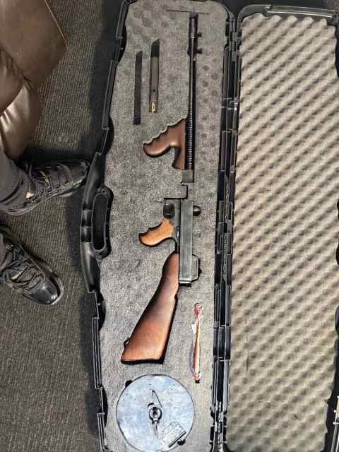 1927A-1 Deluxe carbine .45 cal thompson 