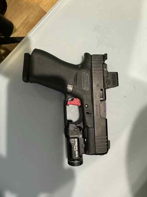 Glock 43x MOS w holosun, streamlight, apex trigger