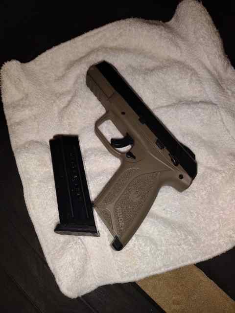 Ruger Sec9+Ammo **TRADE FOR DOE**