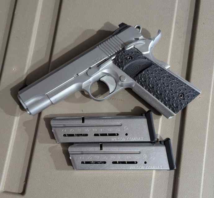 Dan Wesson 