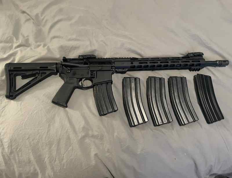 PSA AR-15 16&quot; Barrel 5.56 (+5 mags)