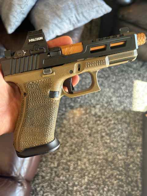 Customized glock 19X. 9mm