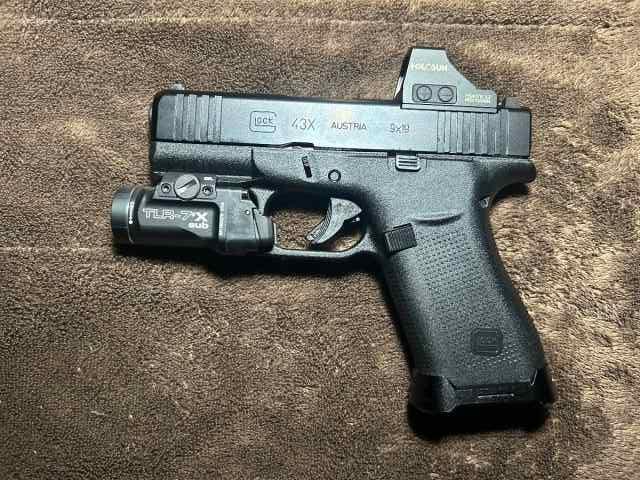 Glock 43X with extras