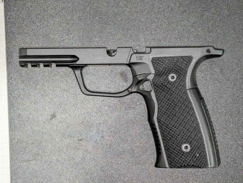 P365 XMacro Shalotek XLR-17 Aluminum Grip Module