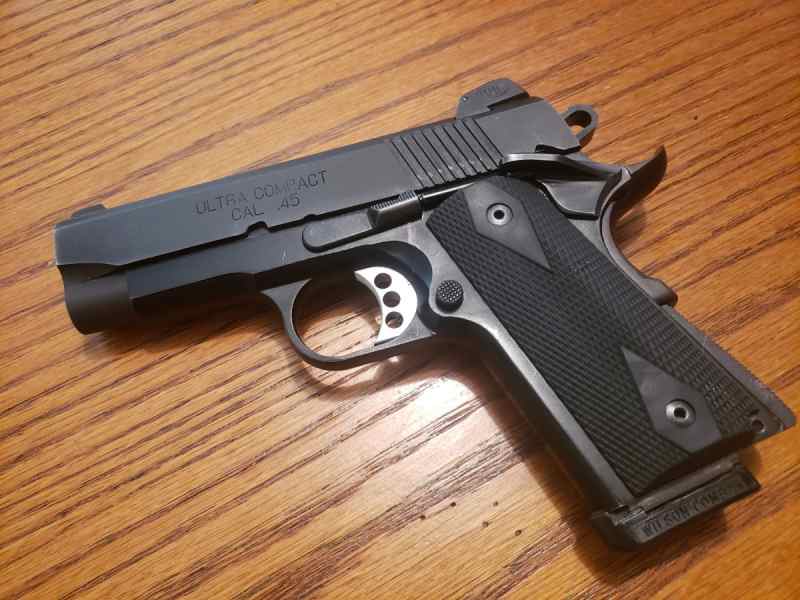 Springfield Ultra Compact Custom 4.jpg