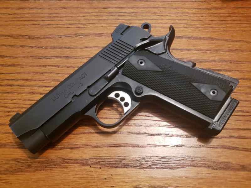 Springfield Ultra Compact Custom 8.jpg