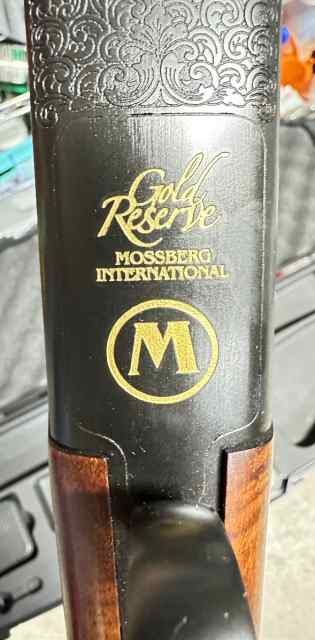 Mossberg international gold reserve-Black