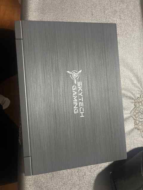 WTT gaming laptop