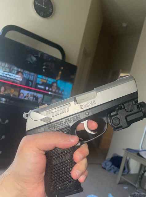 Ruger p95 excellent condition with light 