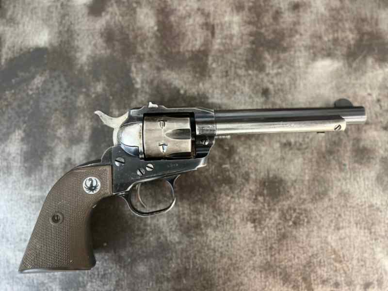 Early 4 digit serial Ruger Single Six