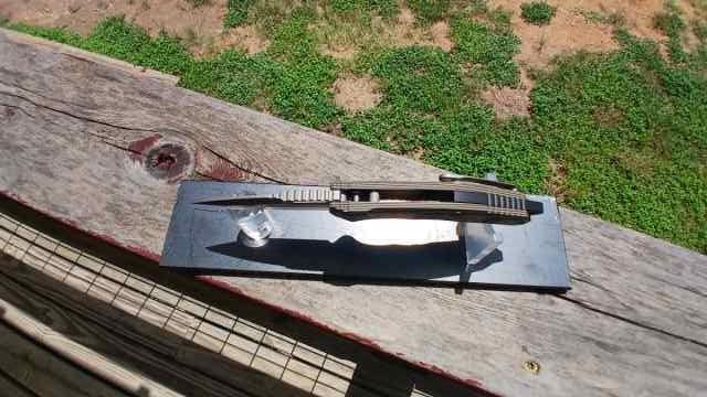 Heretic Auto Knife 9.jpg