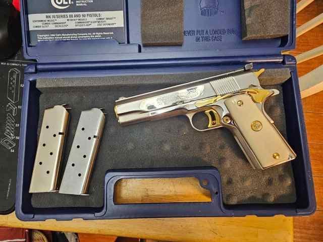 Like New Colt45 acp Custom Gold Cup Series 70