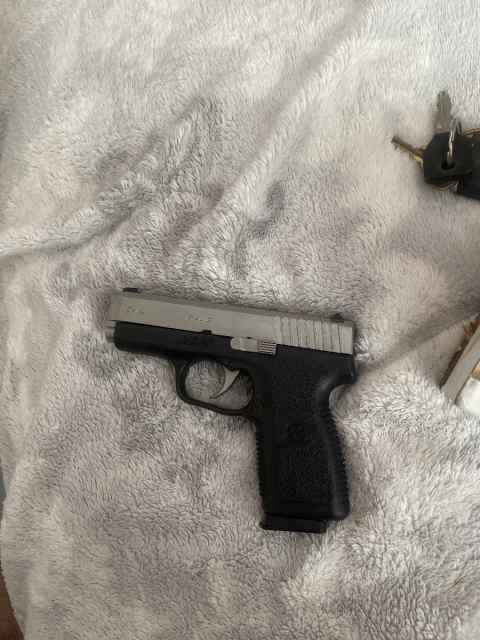 KAHR CW9 