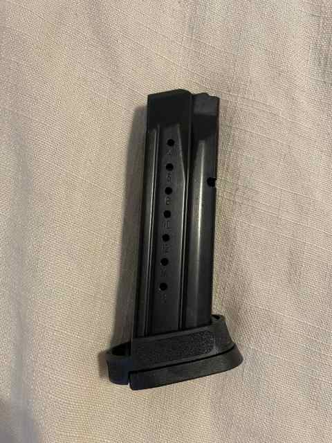 Pair of M&amp;P 17 round magazines 