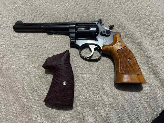 S&amp;W K22 Masterpiece Model 17 Pre Lock 22LR 6”