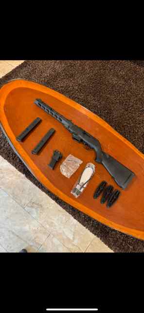 Ruger PC carbine, Glock mags. Extras