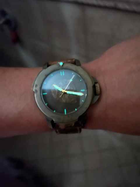 Custom 47mm bronze dive watch