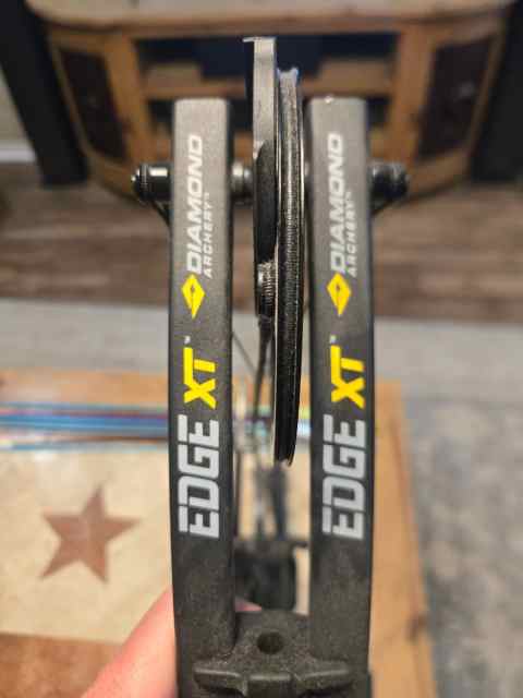 Adult and Youth Compound Bows