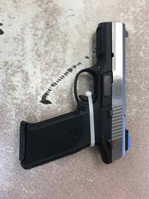 Ruger SR9 pistol