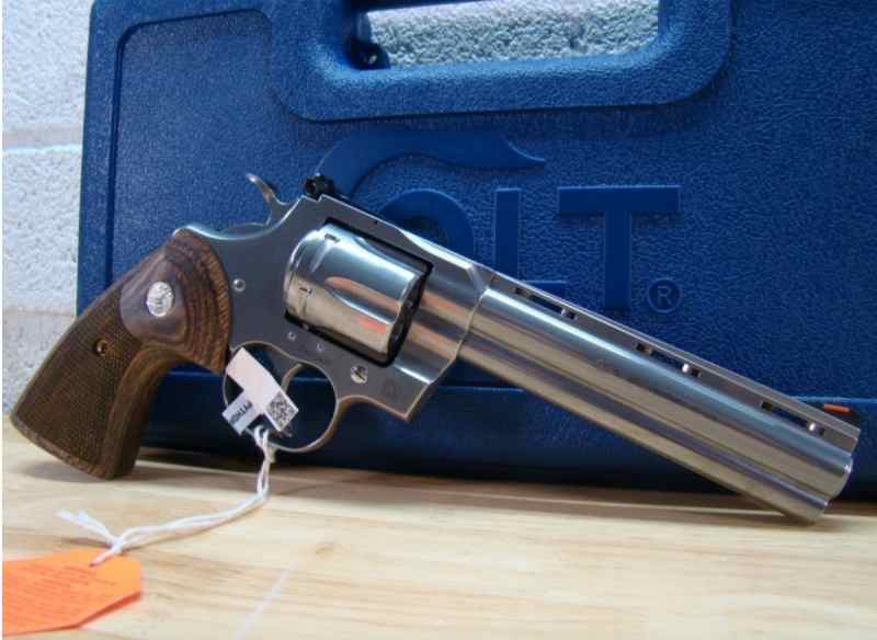 Colt Python 6&quot; SS Stainless 2020 Snake