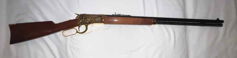 Winchester Model 1892 Lawmen &amp; Outlaws Tribute