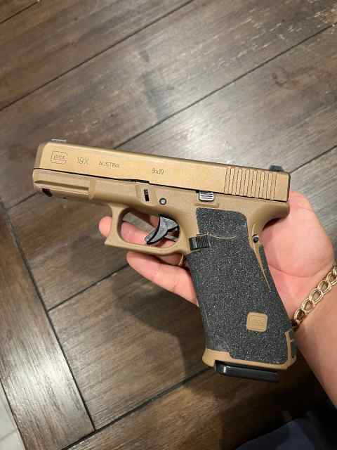 Glock 19x