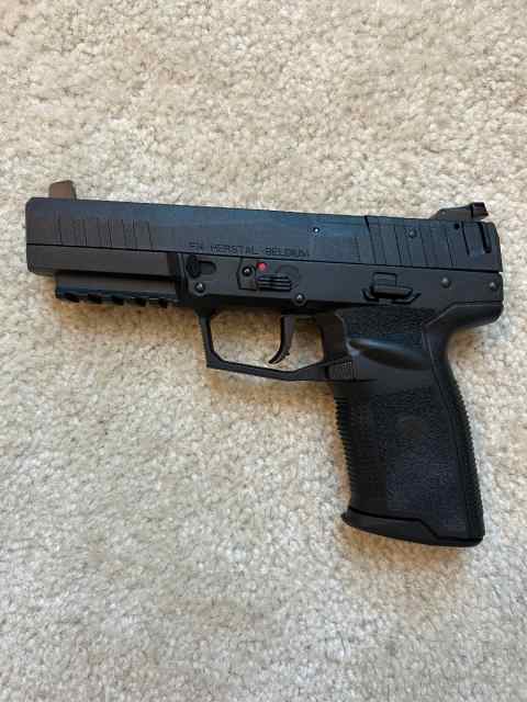 FN Five Seven MRD